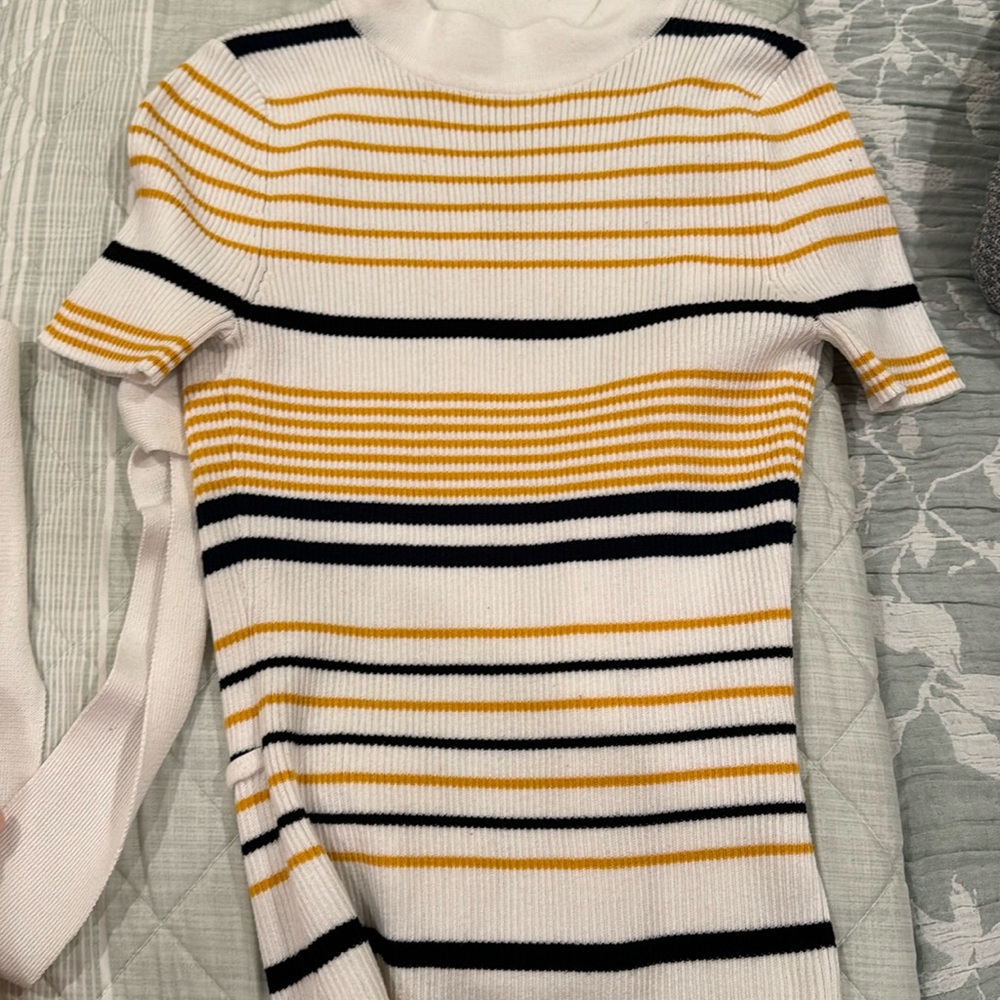 Short sleeve bodysuit